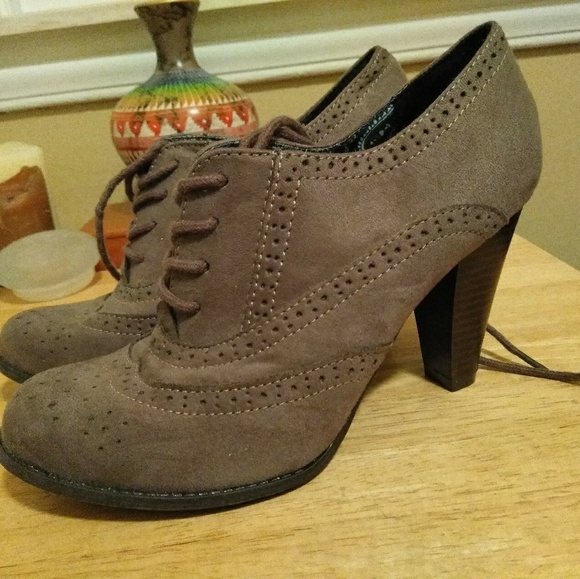 Fioni shoes new w/out box - Picture 2 of 3